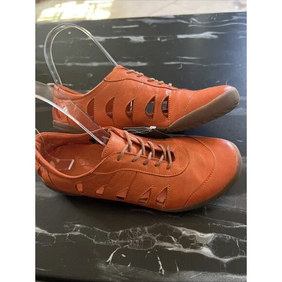 Spring Step Konak Sneaker Size 36/5.5-6 Womens Coral Orange Leather Shoe Cutouts - Picture 3 of 9